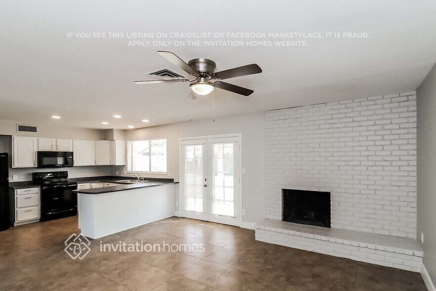 Building Photo - 17619 N 29th Ave