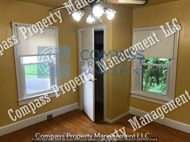 Building Photo - $1,295 - 3 Bed, 1 Bath Apartment - Paradise