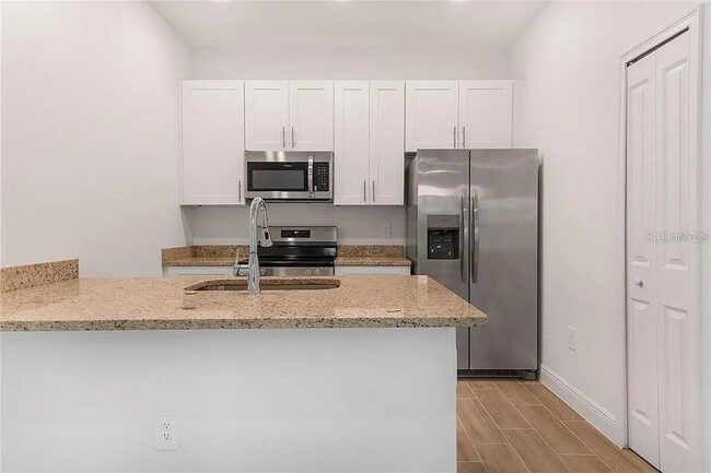 Building Photo - 1614 Cumin Dr