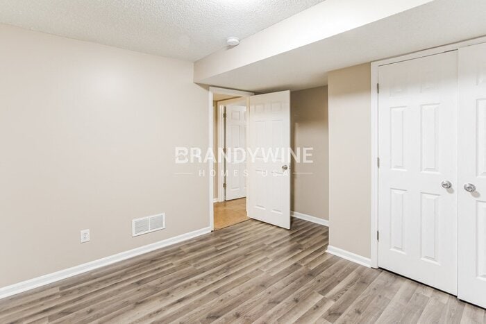 Building Photo - 2025 NW 49th St