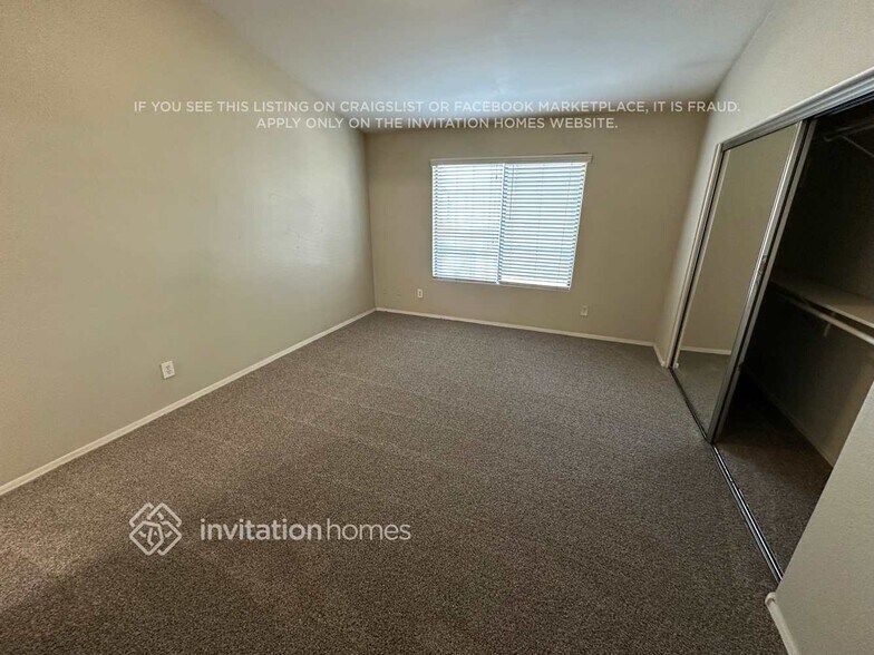 Building Photo - 7801 N 44th Dr