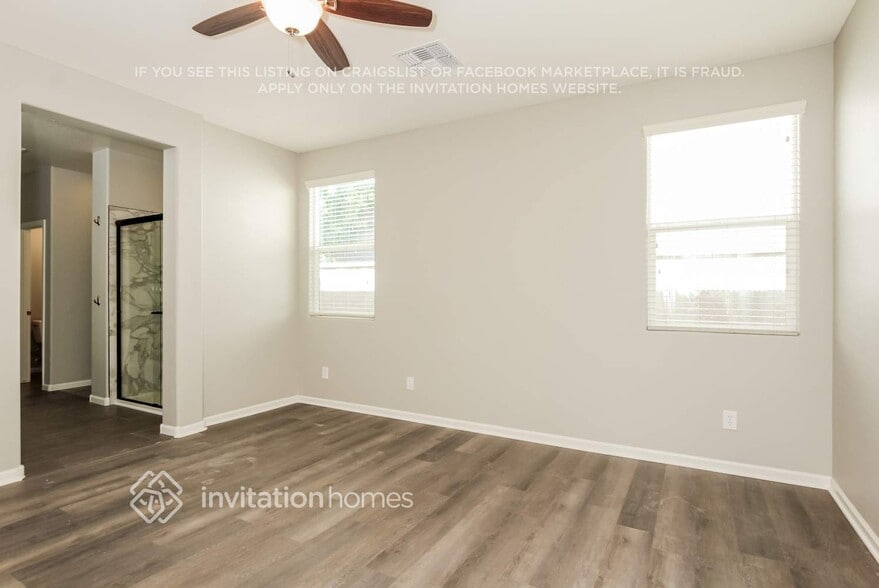 Building Photo - 12472 N 153rd Dr