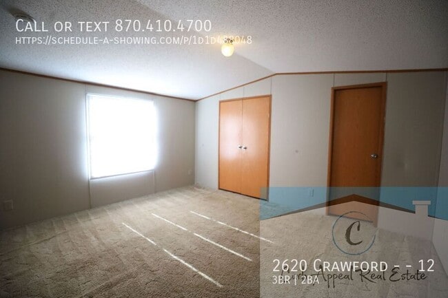 Building Photo - 2620 Crawford Dr