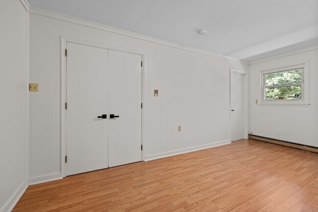 Building Photo - Charming 1 Bedroom Home near Duke University