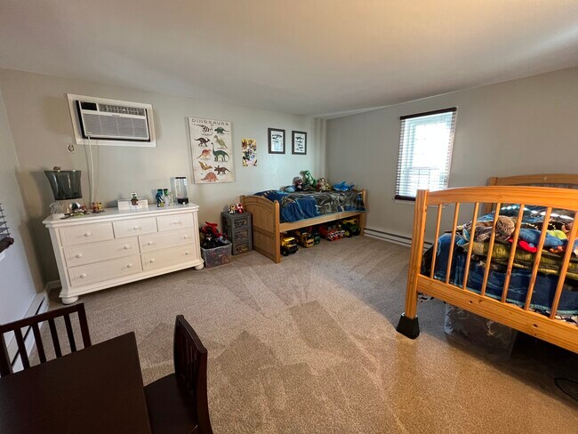 Building Photo - 24 Patriots Sq