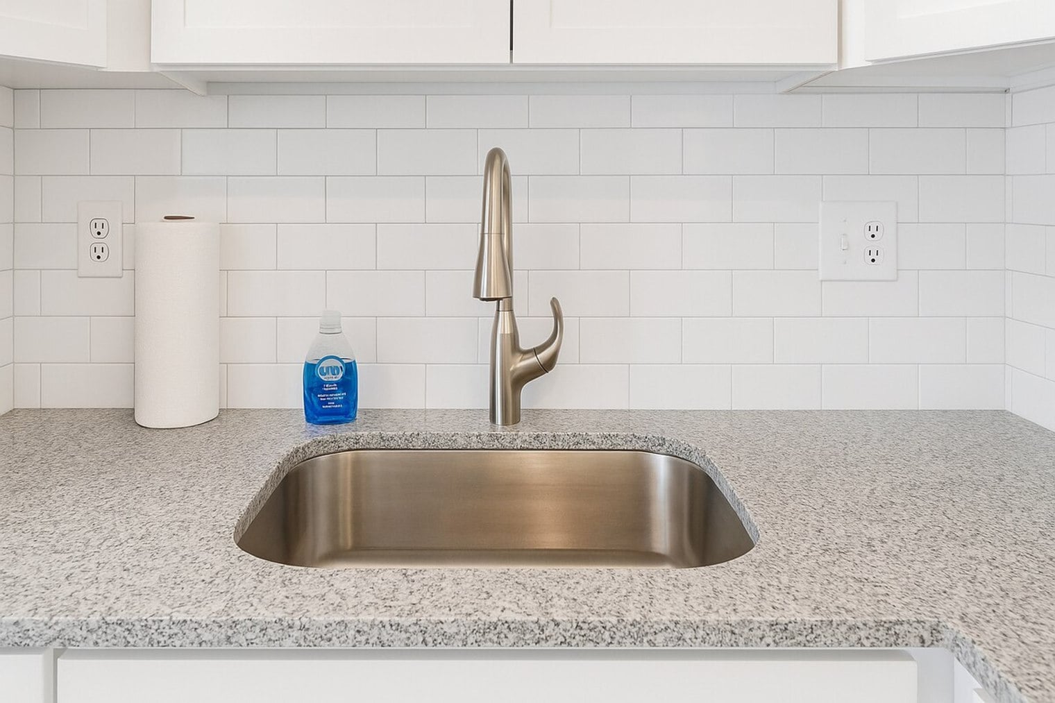 Building Photo - 2301 Ingersoll Ave