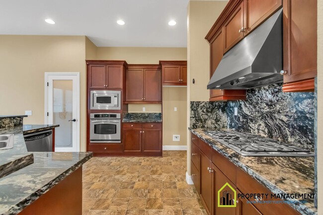 Building Photo - Exceptional Single-Story Home for Rent - 2...