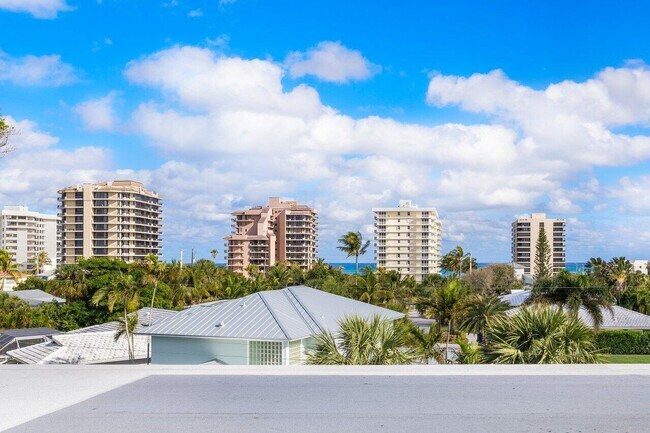 Building Photo - 13480 US-1