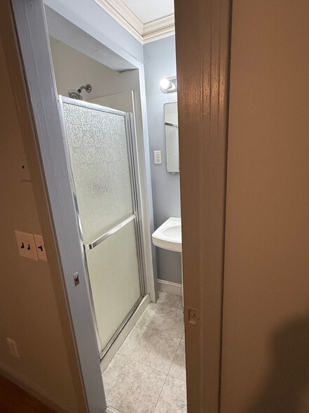 Building Photo - 212 White Oak St