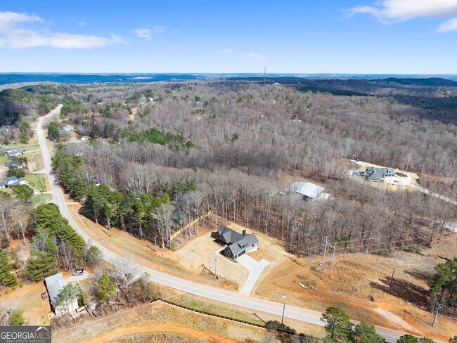 Building Photo - 3255 Tanners Mill Rd