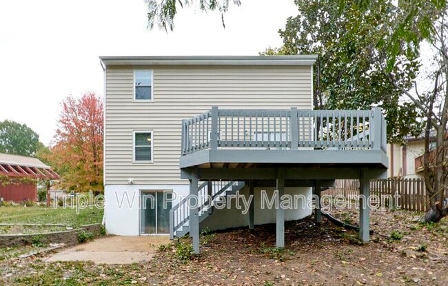 Building Photo - 1661 Rishon Hill Dr