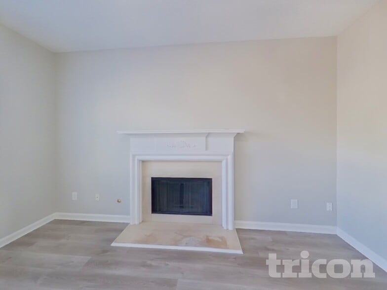 Building Photo - 10481 Sand Ct