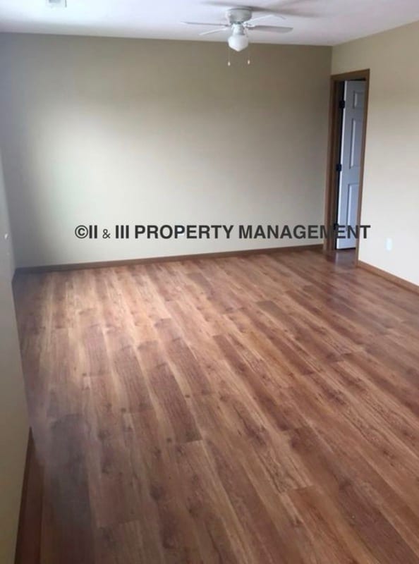 Building Photo - 409 S Darrowby Dr