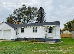 Building Photo - 625 Rainbow Dr