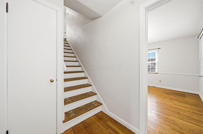 Building Photo - 532 N Drexel Ave