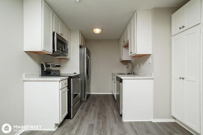 Building Photo - 8158 Goldsmith Dr