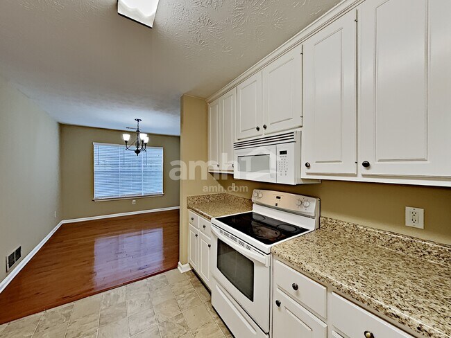 Building Photo - 4101 S Fork Dr