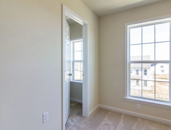 Building Photo - Belmont Development