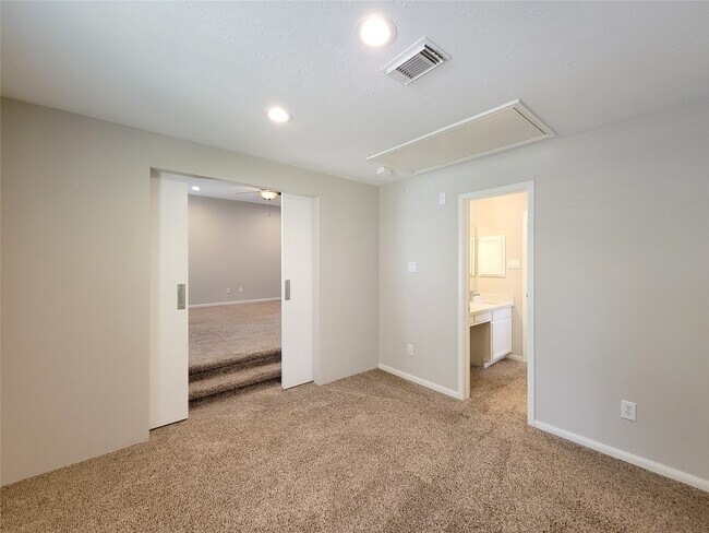 Building Photo - 31406 Capella Cir