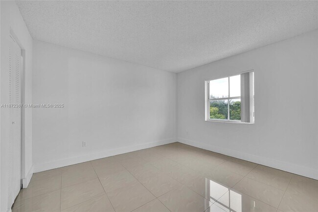 Building Photo - 8260 SW 210th St