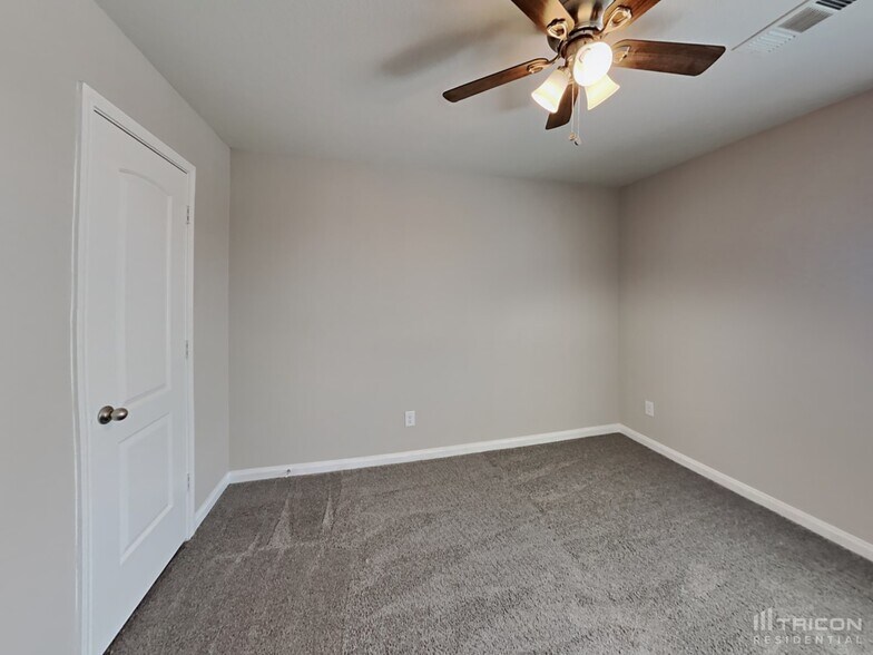 Building Photo - 6016 Amber Cliff Ln