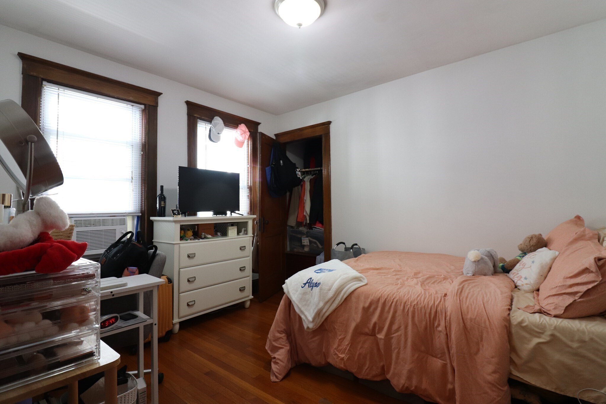 Building Photo - 209 Aspinwall Ave