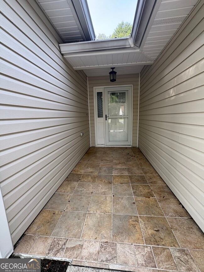 Building Photo - 112 Boxwood Ct