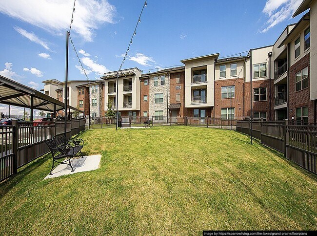 Building Photo - 3013 Doryn Dr