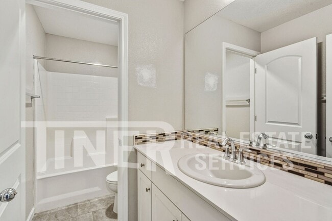 Building Photo - 3255 Pitkin Way