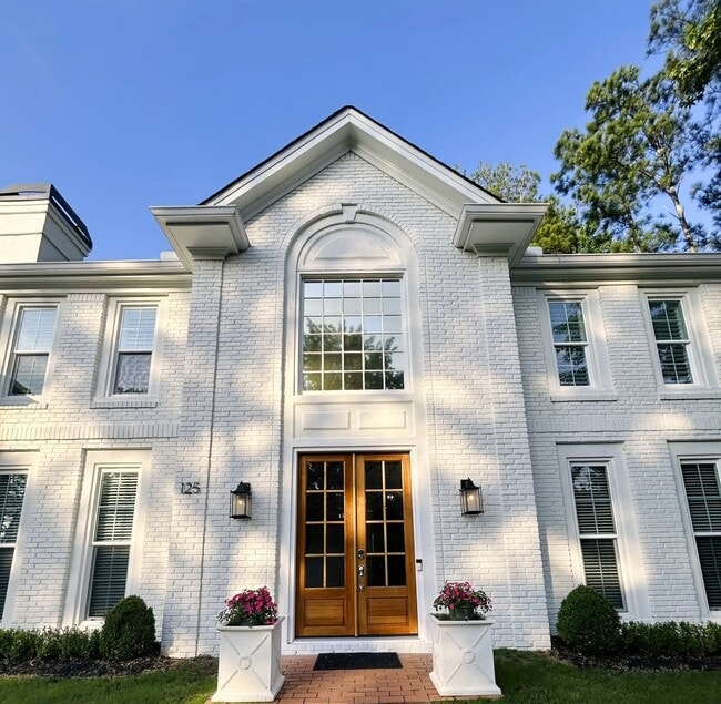 Building Photo - 125 Ludwell Ct
