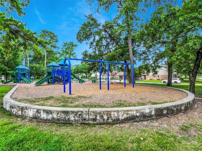 Building Photo - 950 Del Norte St