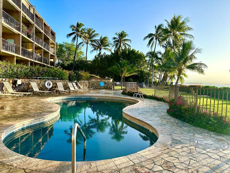 Building Photo - 190 Hauoli St