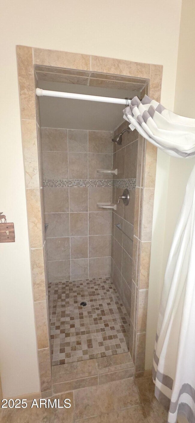 Building Photo - 7744 E Camelback Rd