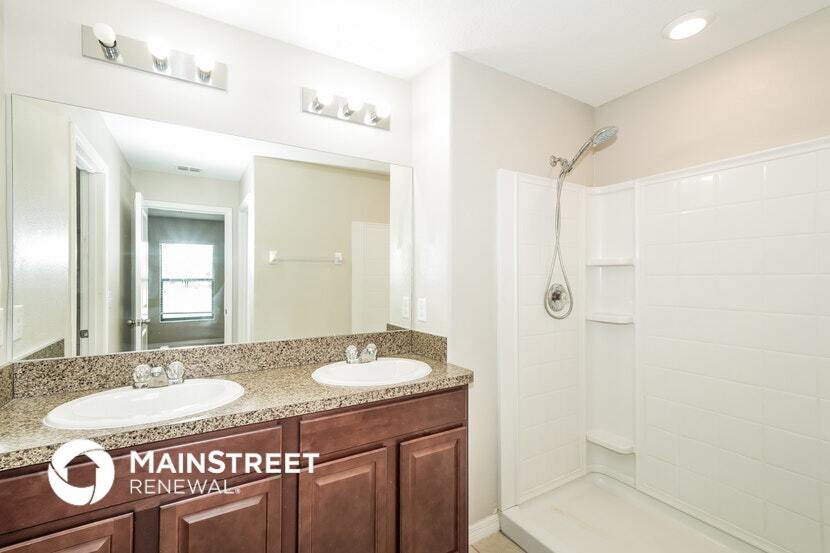 Building Photo - 36095 Carriage Pine Ct
