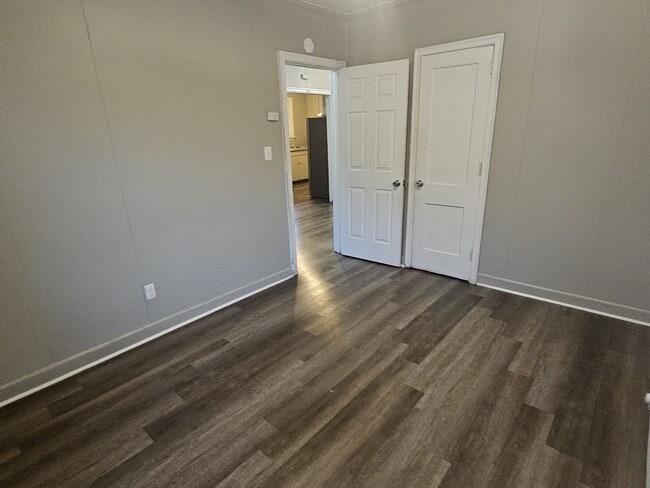 Building Photo - 101 Sibbie Ct