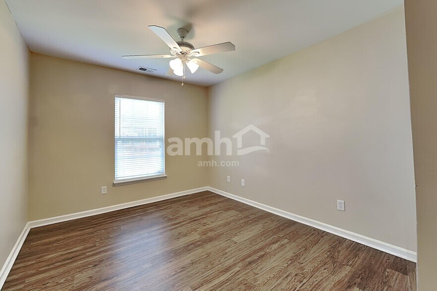 Building Photo - 154 Decatur Dr