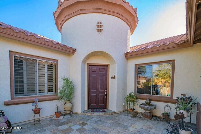 Building Photo - 2347 W River Rock Ct