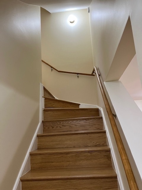 Building Photo - 2126 Rugen Rd