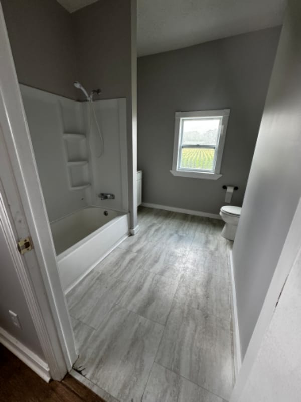 Building Photo - 4000 Glady Rd