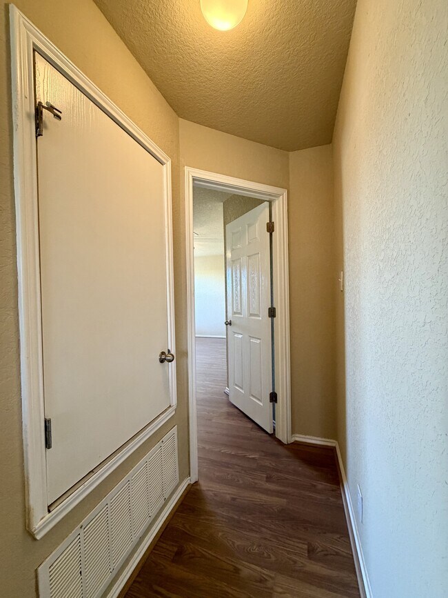 Building Photo - 7027 Fisherman Sky