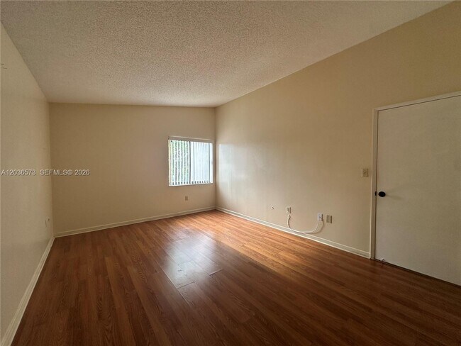 Building Photo - 8999 SW 123rd Ct