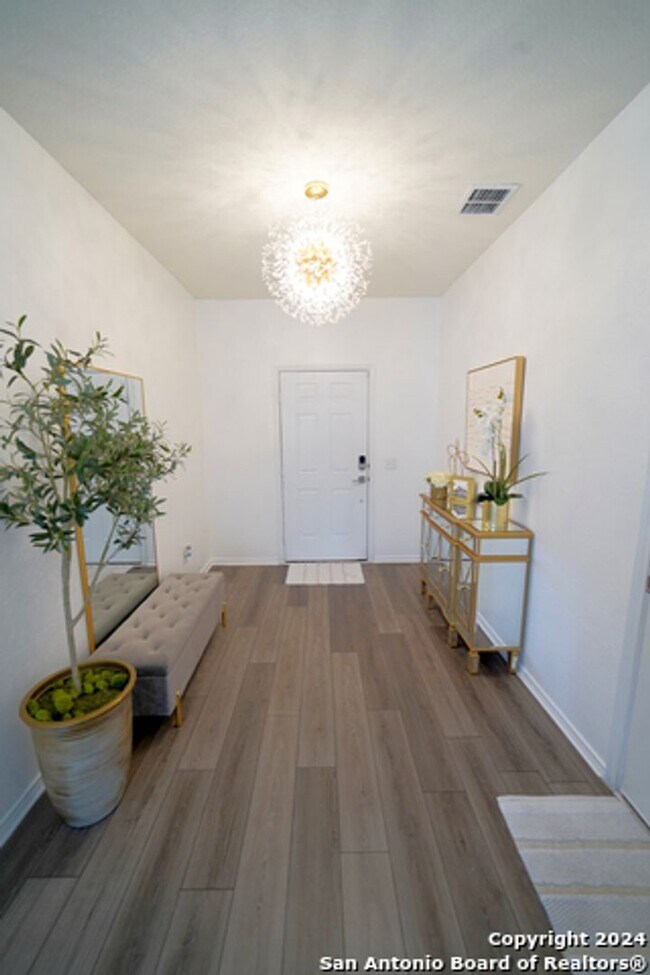 Building Photo - Charming Home Now Available in the Liberte...