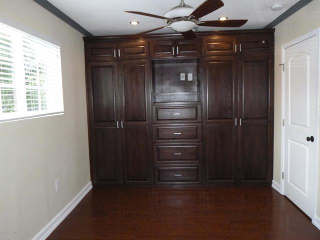 Building Photo - 770 W Altadena Dr