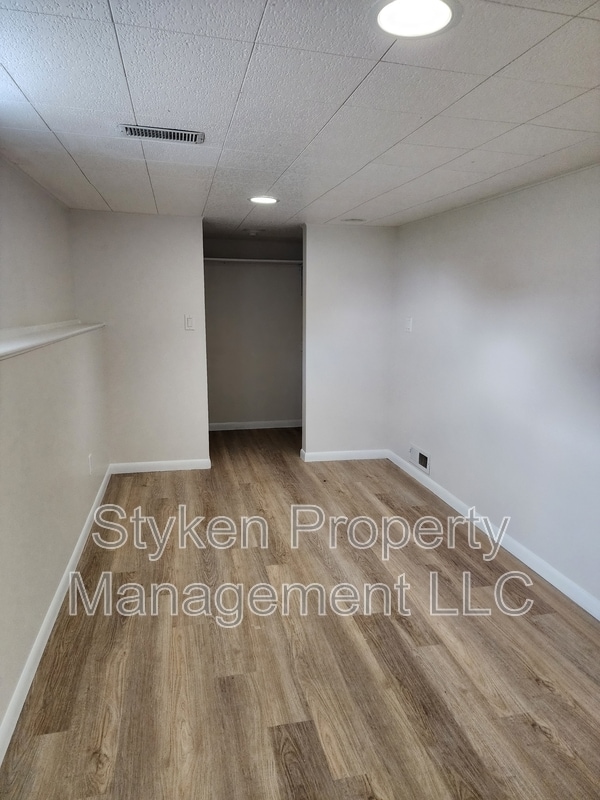 Building Photo - 142 N Fulton Ave