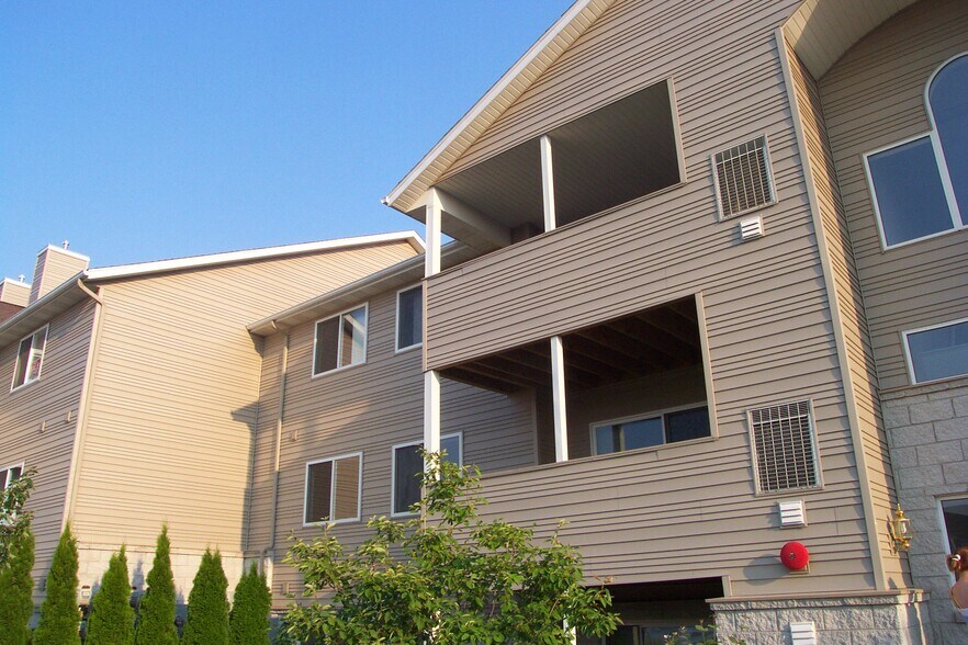 Building Photo - 8522 Jasonville Ct SE