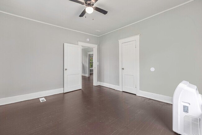 Building Photo - 4308 Terrace S