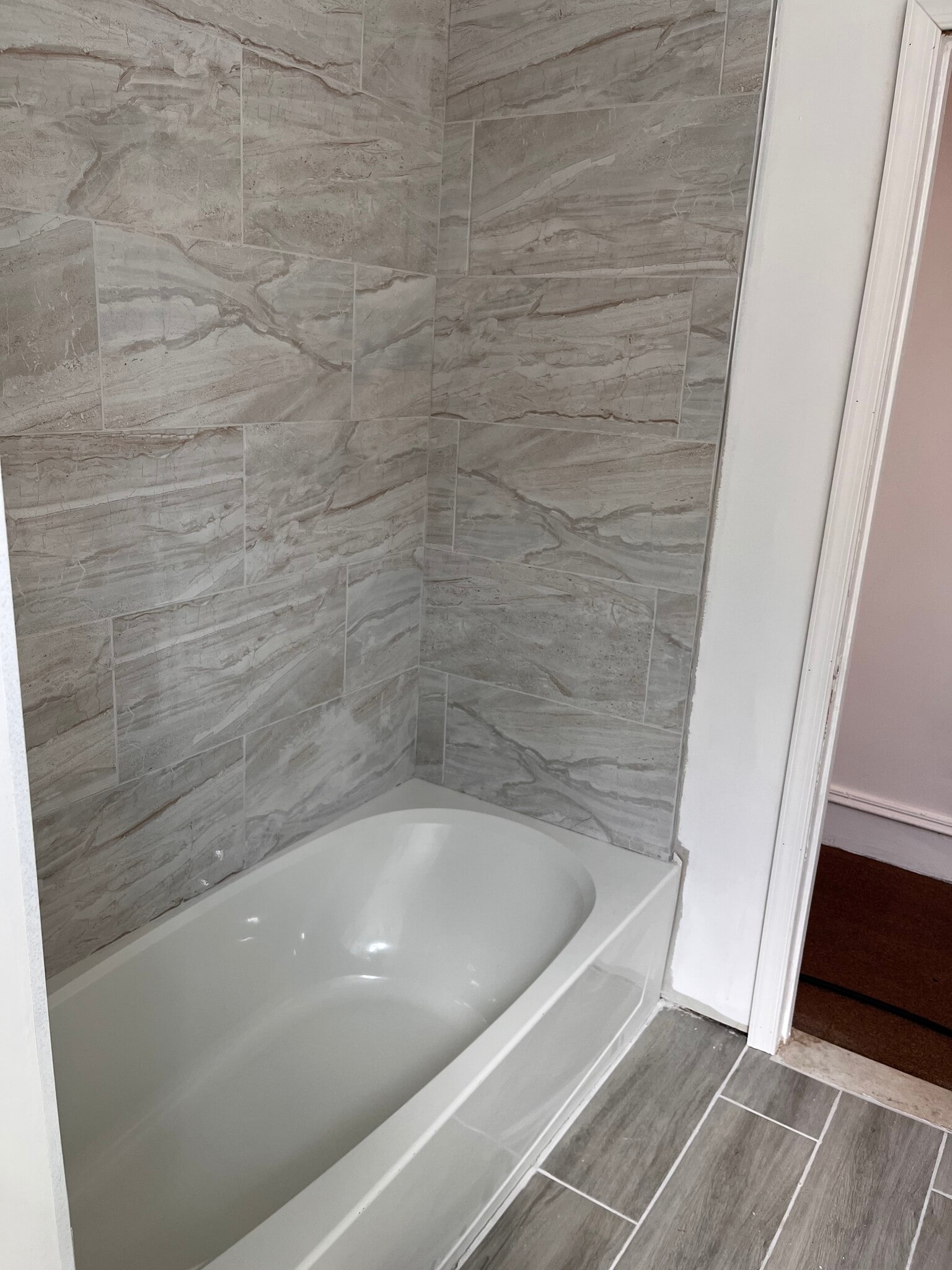 Bathroom - 5049 N Sydenham St