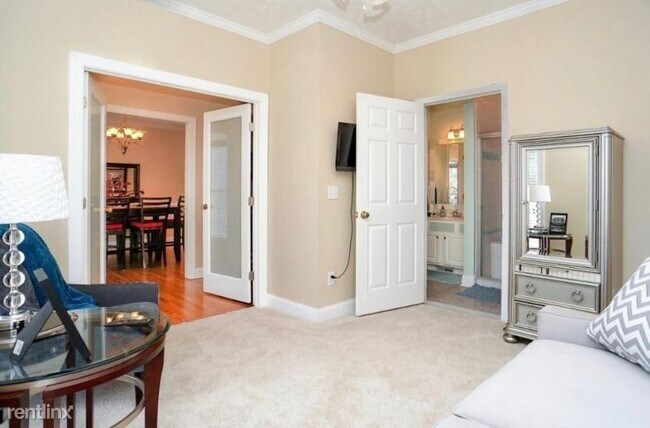 Building Photo - 4 br, 3 bath House - 6826 Surrey Rd