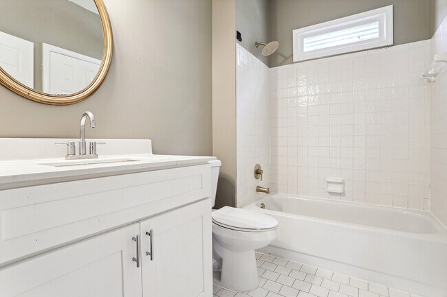 Building Photo - 845 Highmeade Dr