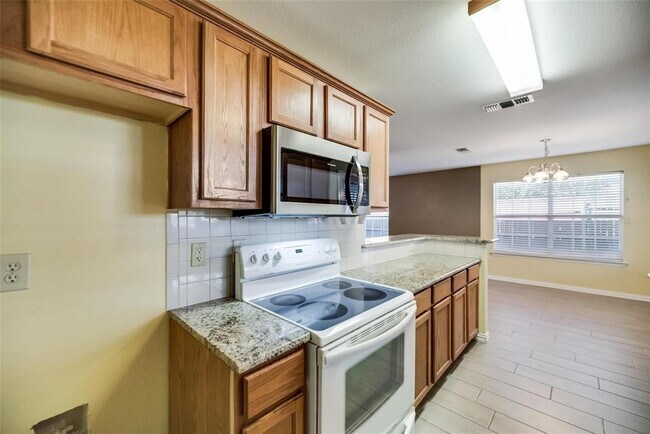 Building Photo - 509 Joyce Way